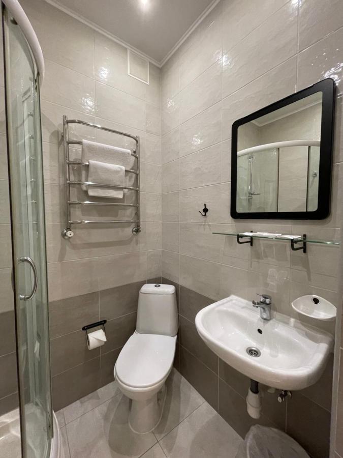 Gusarskiy Hotel And Apartment Kyiv Exterior photo